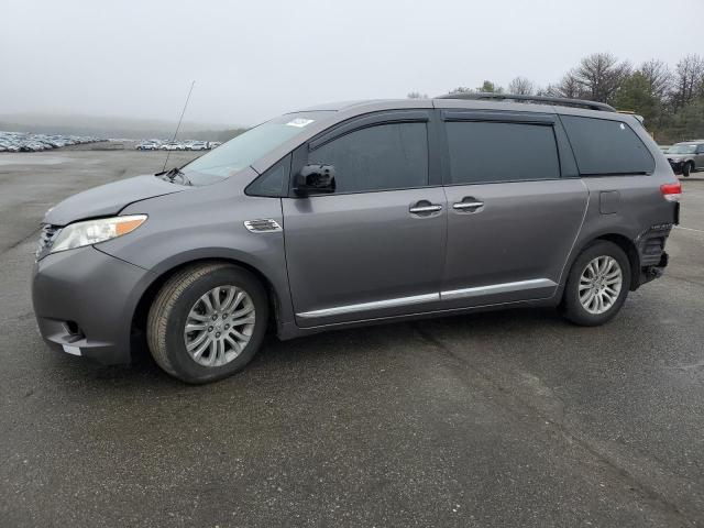 TOYOTA SIENNA XLE 2014 5tdyk3dc3es502380