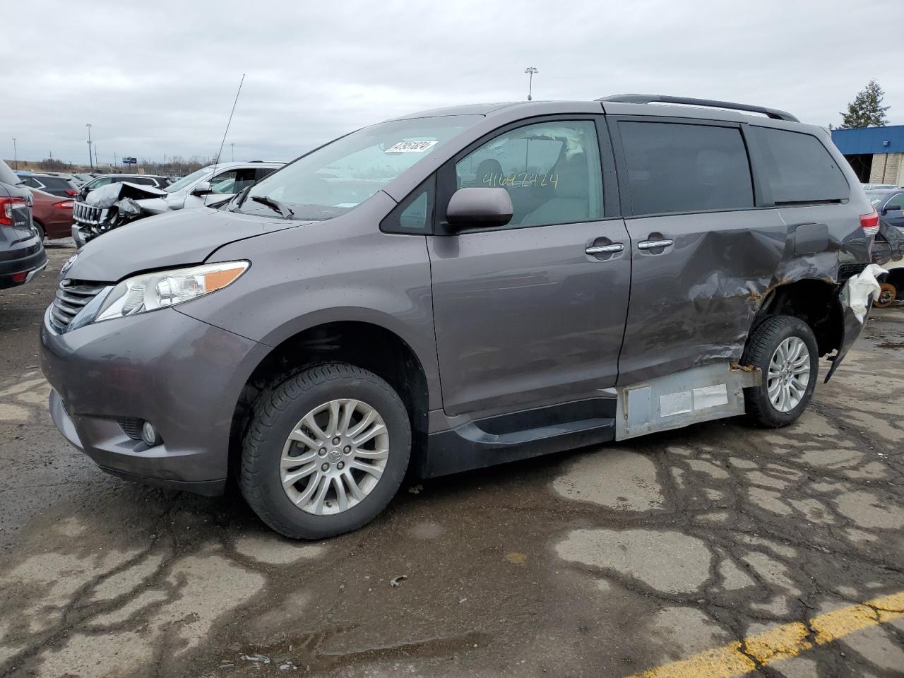 TOYOTA SIENNA 2021 5tdyk3dc3es504825