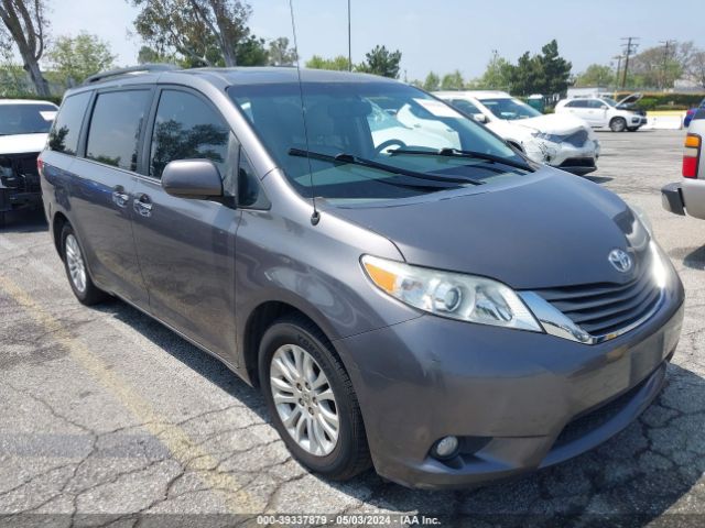 TOYOTA SIENNA 2014 5tdyk3dc3es517509