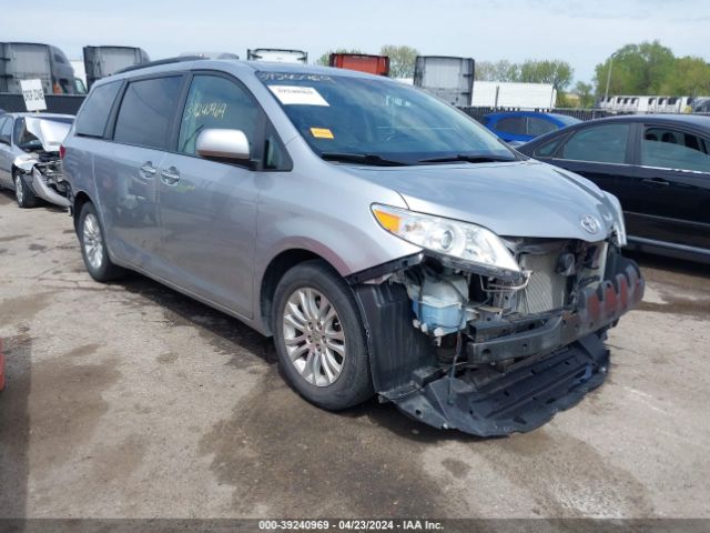 TOYOTA SIENNA 2015 5tdyk3dc3fs552231