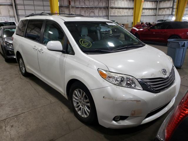 TOYOTA SIENNA XLE 2015 5tdyk3dc3fs564783