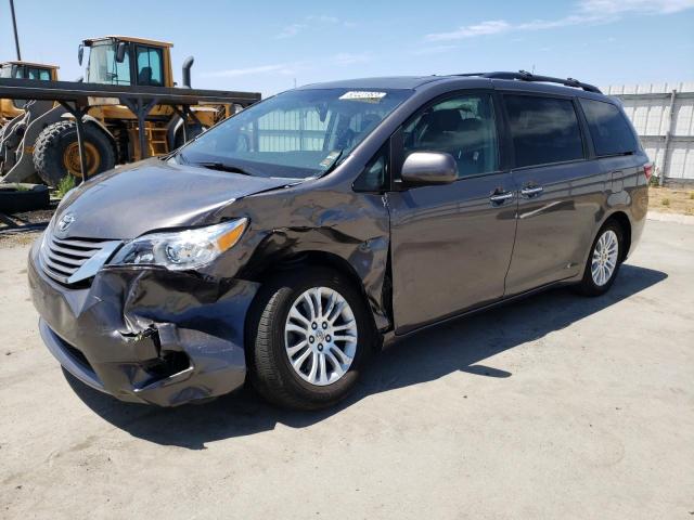 TOYOTA SIENNA XLE 2015 5tdyk3dc3fs617630