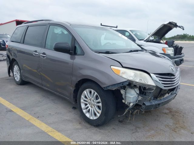 TOYOTA SIENNA 2015 5tdyk3dc3fs649753