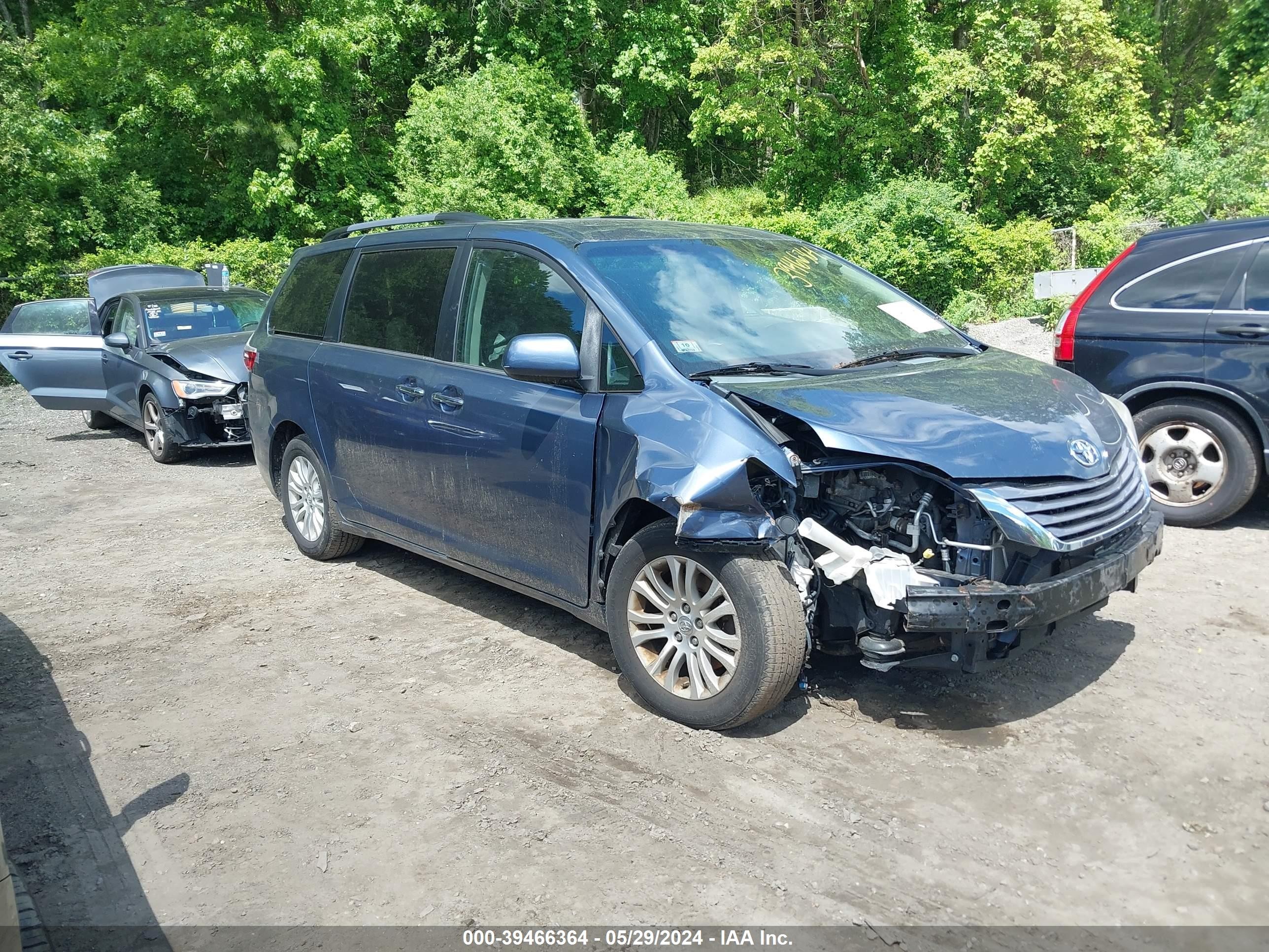 TOYOTA SIENNA 2015 5tdyk3dc3fs658162