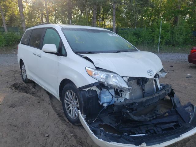 TOYOTA SIENNA XLE 2016 5tdyk3dc3gs712626