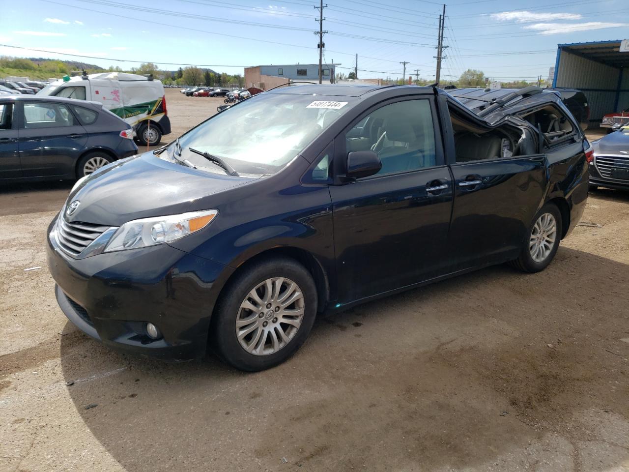 TOYOTA SIENNA 2016 5tdyk3dc3gs720483