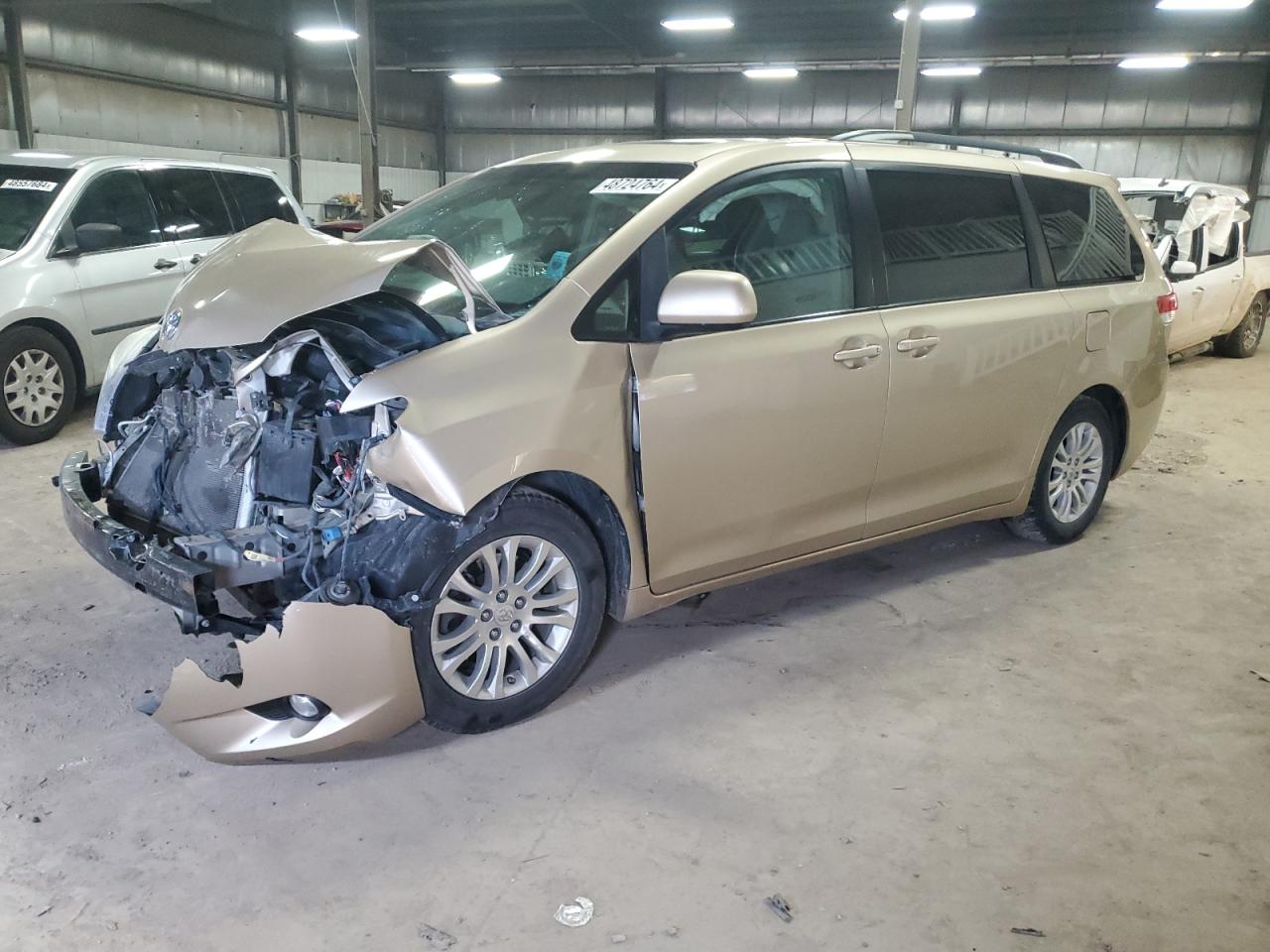 TOYOTA SIENNA 2011 5tdyk3dc4bs041069