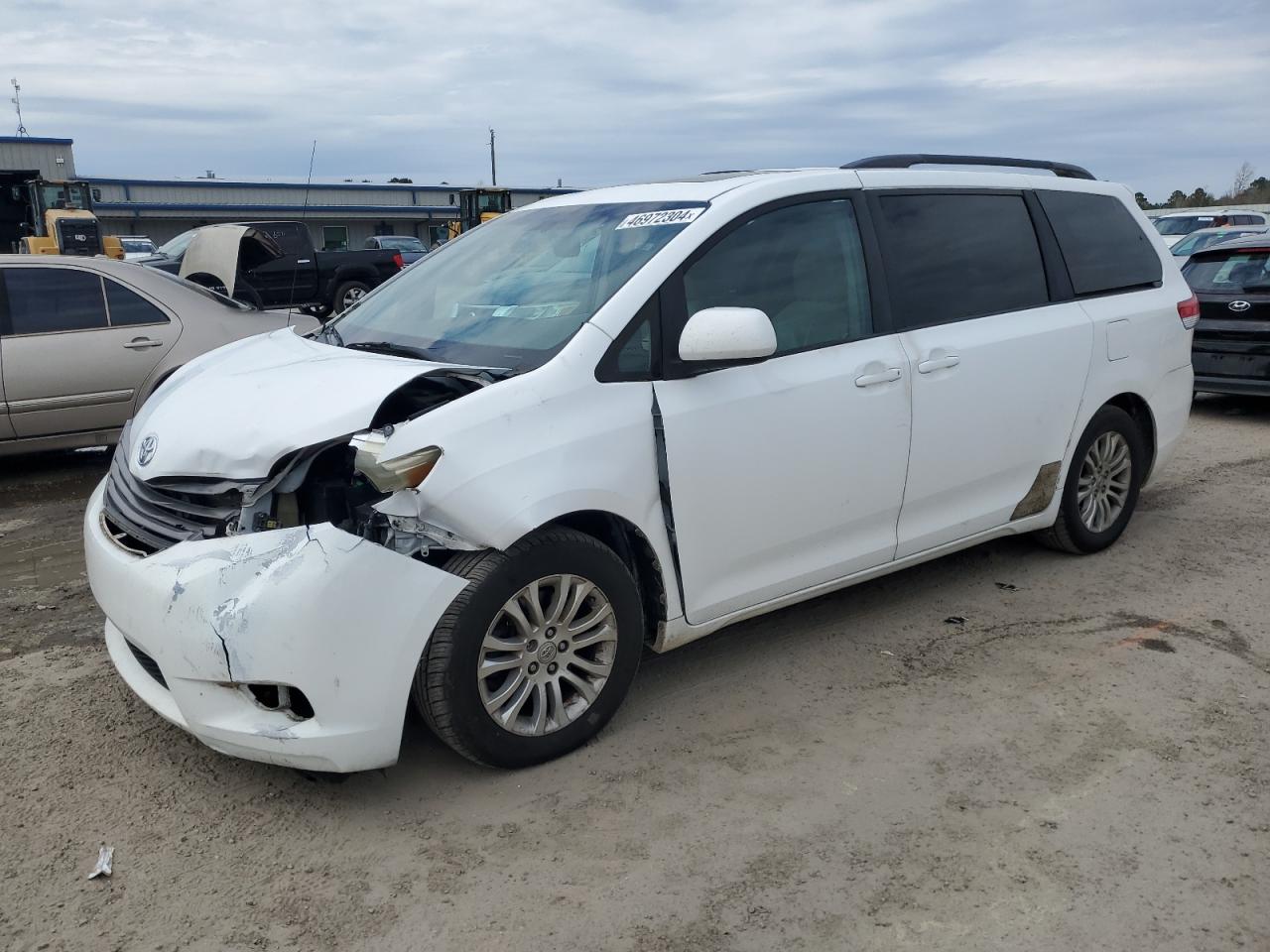 TOYOTA SIENNA 2011 5tdyk3dc4bs086089