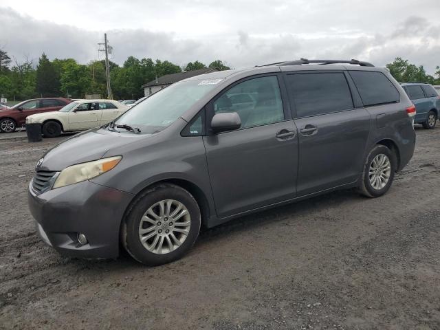 TOYOTA SIENNA XLE 2011 5tdyk3dc4bs091163