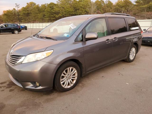 TOYOTA SIENNA XLE 2011 5tdyk3dc4bs145495