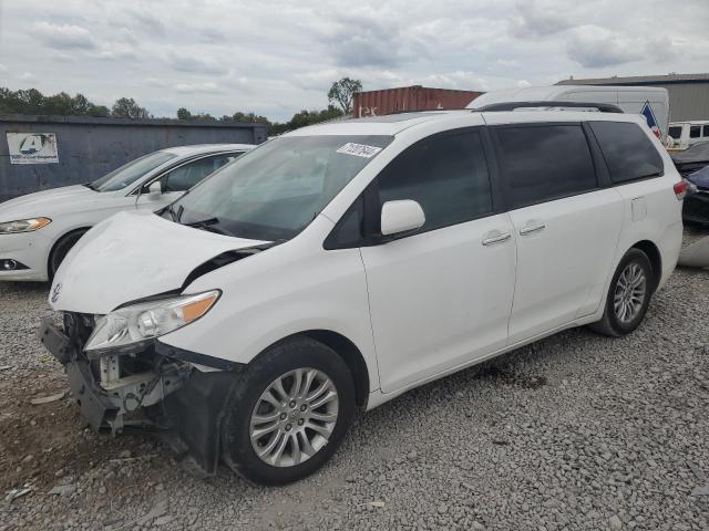 TOYOTA SIENNA XLE 2011 5tdyk3dc4bs162331