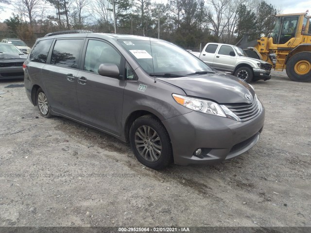 TOYOTA SIENNA 2011 5tdyk3dc4bs171045