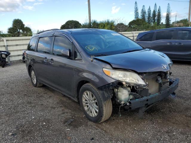 TOYOTA SIENNA XLE 2013 5tdyk3dc4ds290250