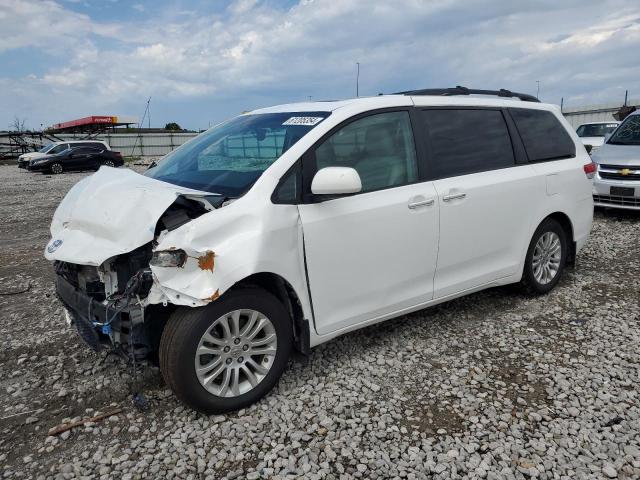 TOYOTA SIENNA XLE 2013 5tdyk3dc4ds306902