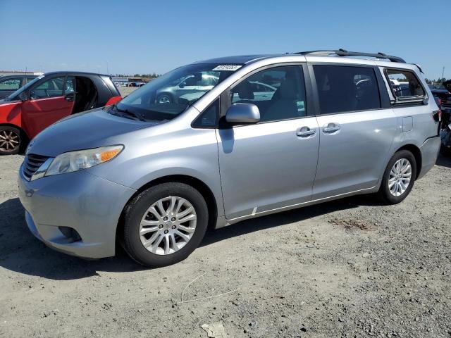 TOYOTA SIENNA XLE 2013 5tdyk3dc4ds313493