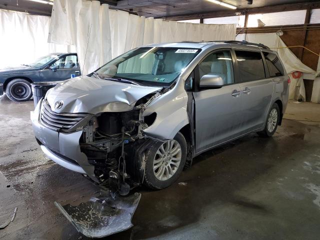 TOYOTA SIENNA XLE 2013 5tdyk3dc4ds326566