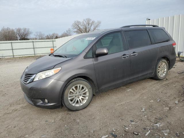 TOYOTA SIENNA XLE 2013 5tdyk3dc4ds358496