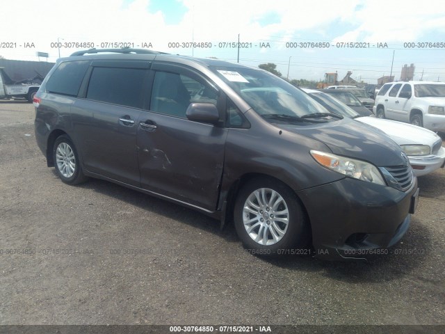 TOYOTA SIENNA 2014 5tdyk3dc4es421274