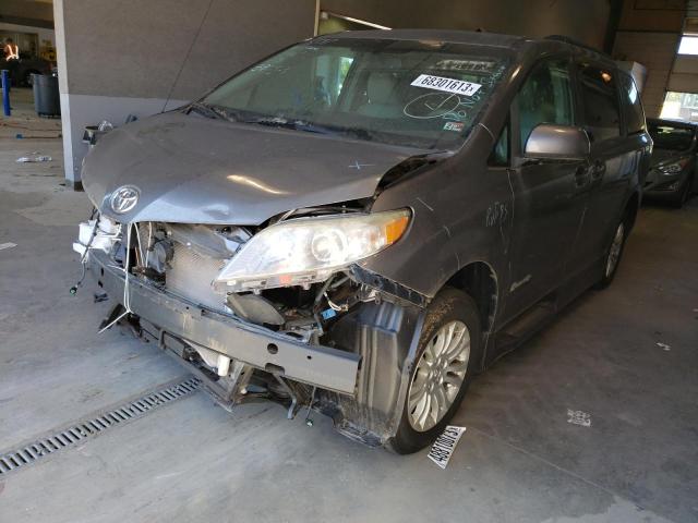 TOYOTA SIENNA XLE 2014 5tdyk3dc4es435658