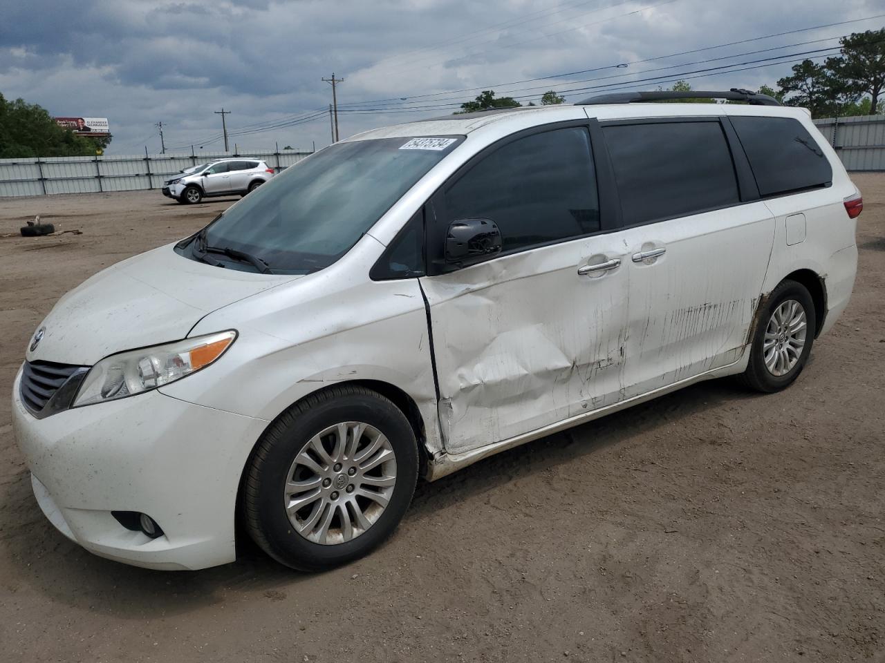 TOYOTA SIENNA 2015 5tdyk3dc4fs554764