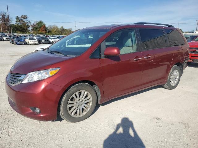 TOYOTA SIENNA XLE 2015 5tdyk3dc4fs613926