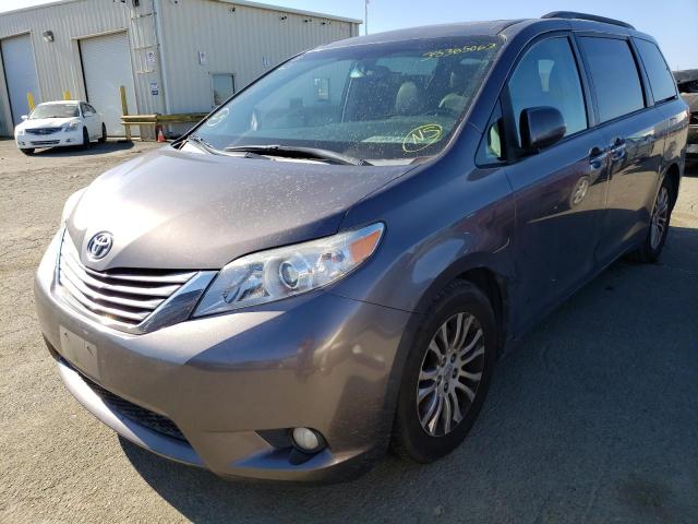 TOYOTA SIENNA XLE 2015 5tdyk3dc4fs666013