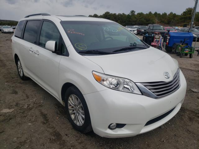 TOYOTA SIENNA XLE 2015 5tdyk3dc4fs671549