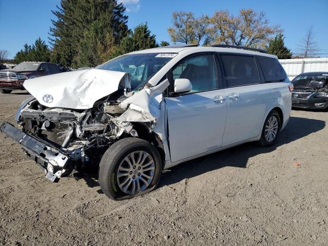 TOYOTA SIENNA XLE 2016 5tdyk3dc4gs721688