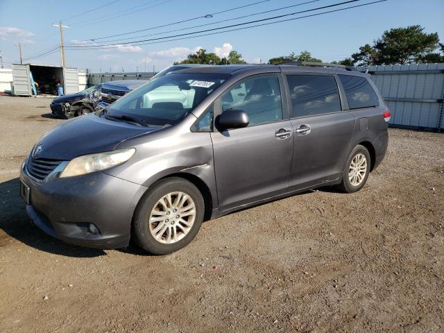 TOYOTA SIENNA XLE 2011 5tdyk3dc5bs069592