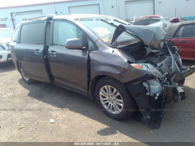 TOYOTA SIENNA 2011 5tdyk3dc5bs076011