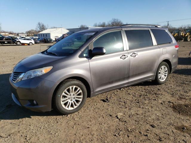 TOYOTA SIENNA XLE 2011 5tdyk3dc5bs110674