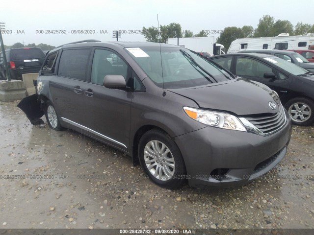 TOYOTA SIENNA 2013 5tdyk3dc5ds313003