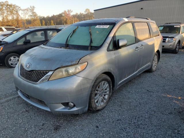 TOYOTA SIENNA XLE 2013 5tdyk3dc5ds330514