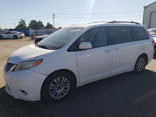 TOYOTA SIENNA XLE 2013 5tdyk3dc5ds352044