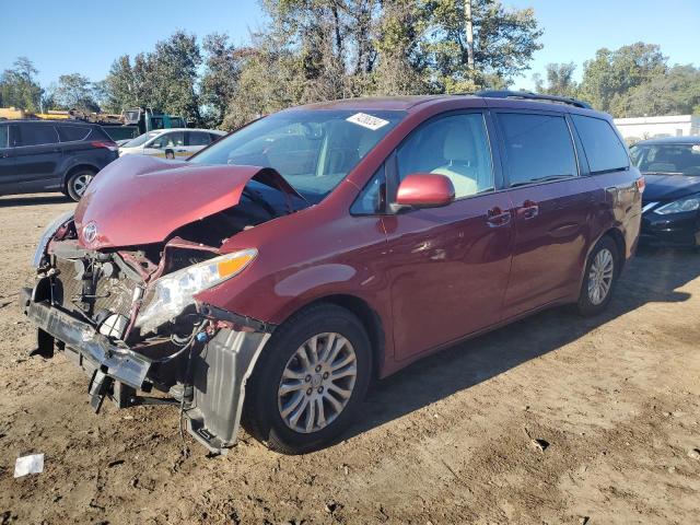 TOYOTA SIENNA XLE 2014 5tdyk3dc5es414849