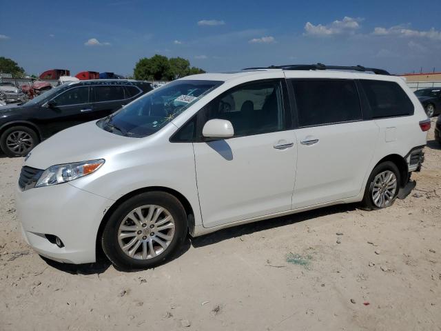 TOYOTA SIENNA XLE 2015 5tdyk3dc5fs527413