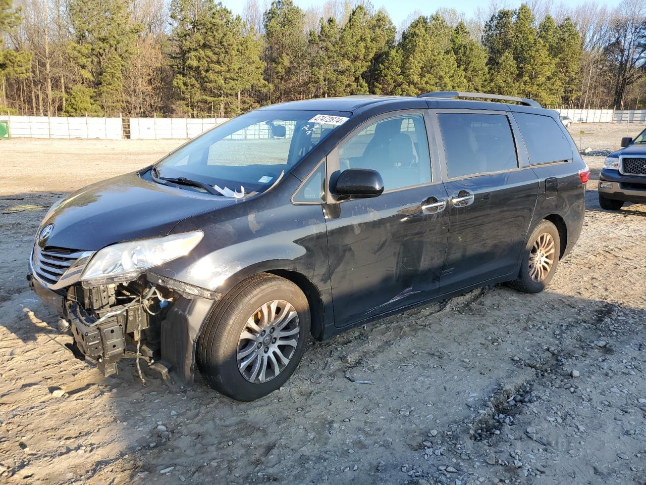 TOYOTA SIENNA 2015 5tdyk3dc5fs582783