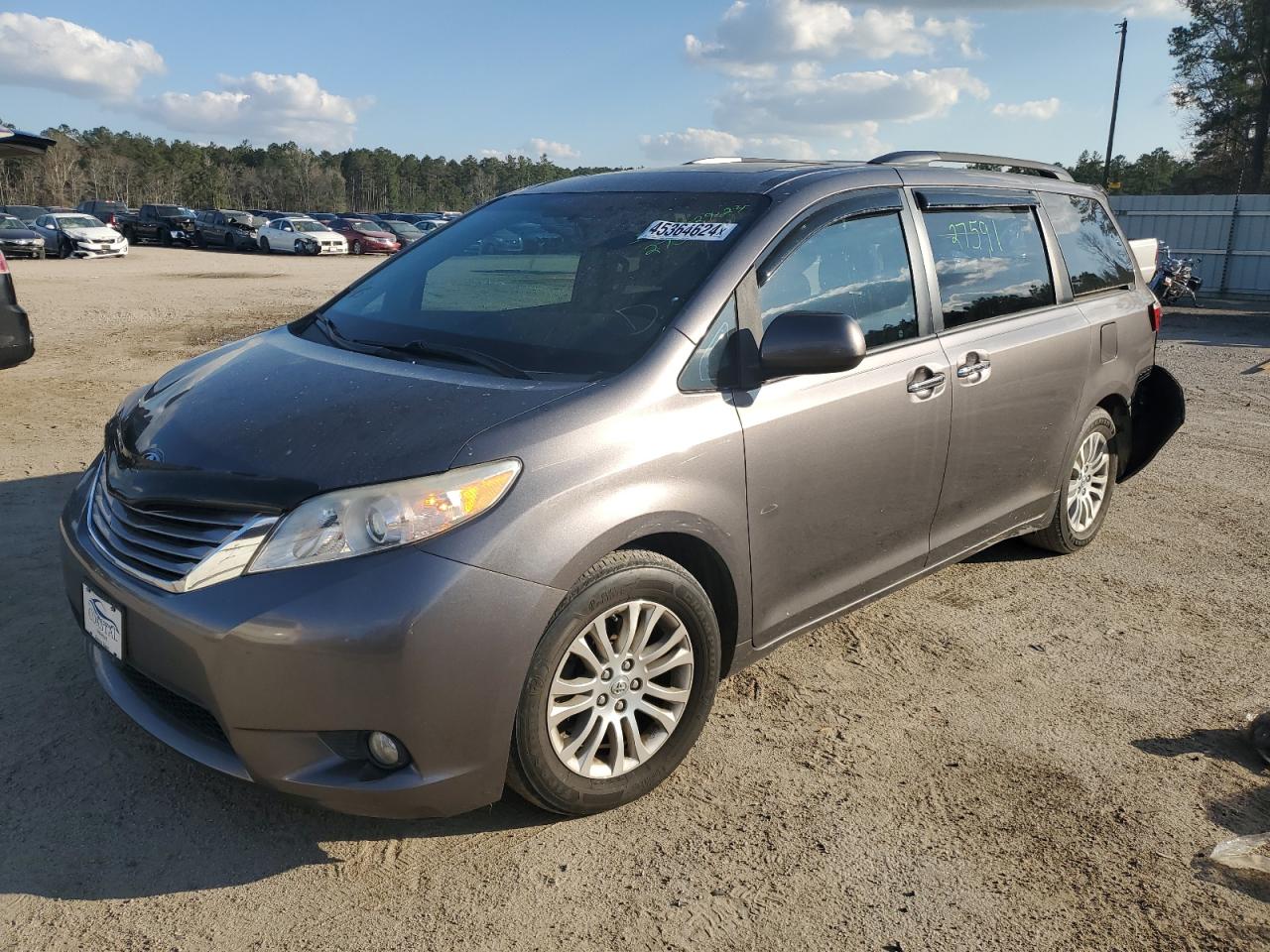 TOYOTA SIENNA 2015 5tdyk3dc5fs617449