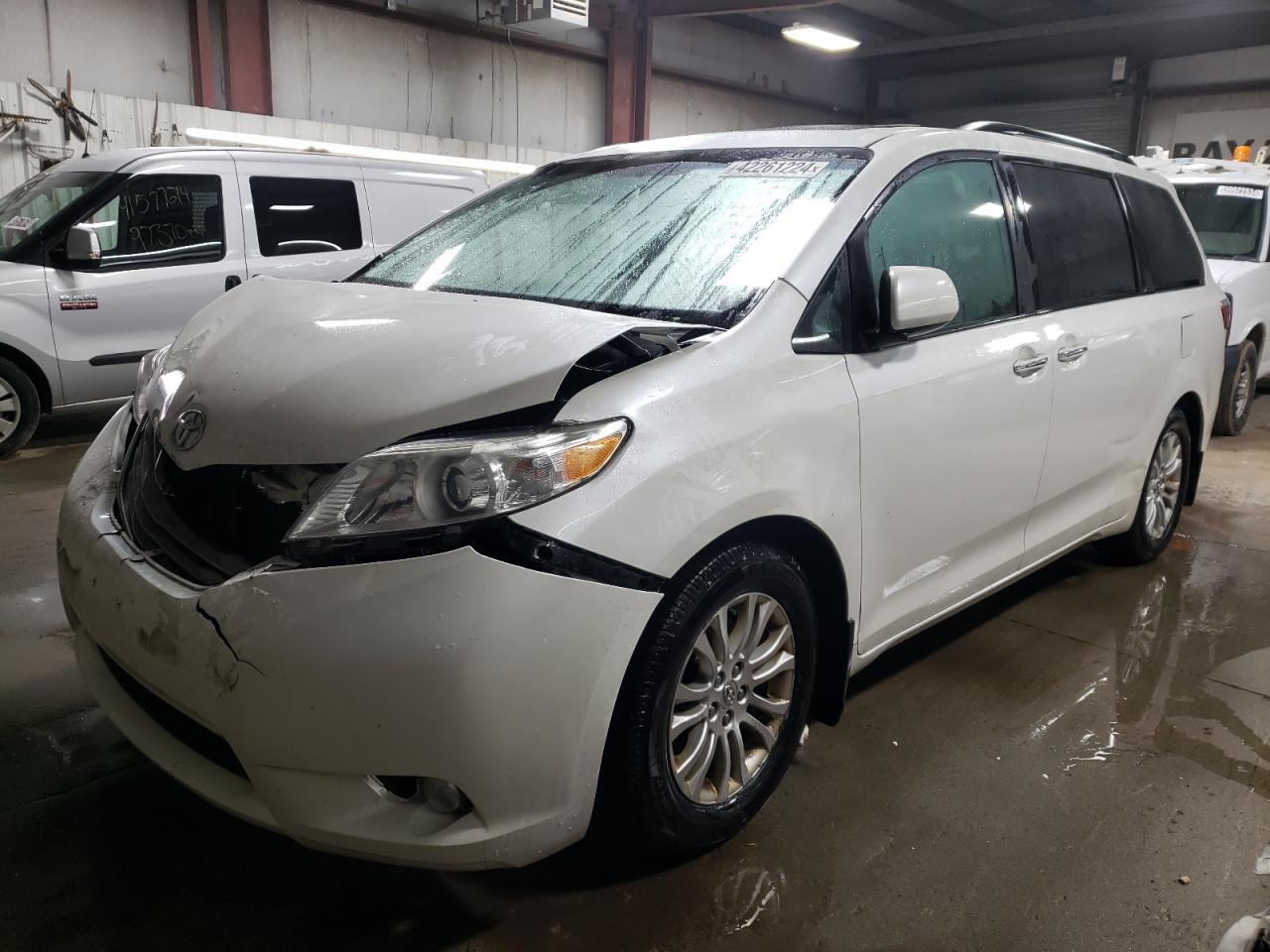 TOYOTA SIENNA 2015 5tdyk3dc5fs667171