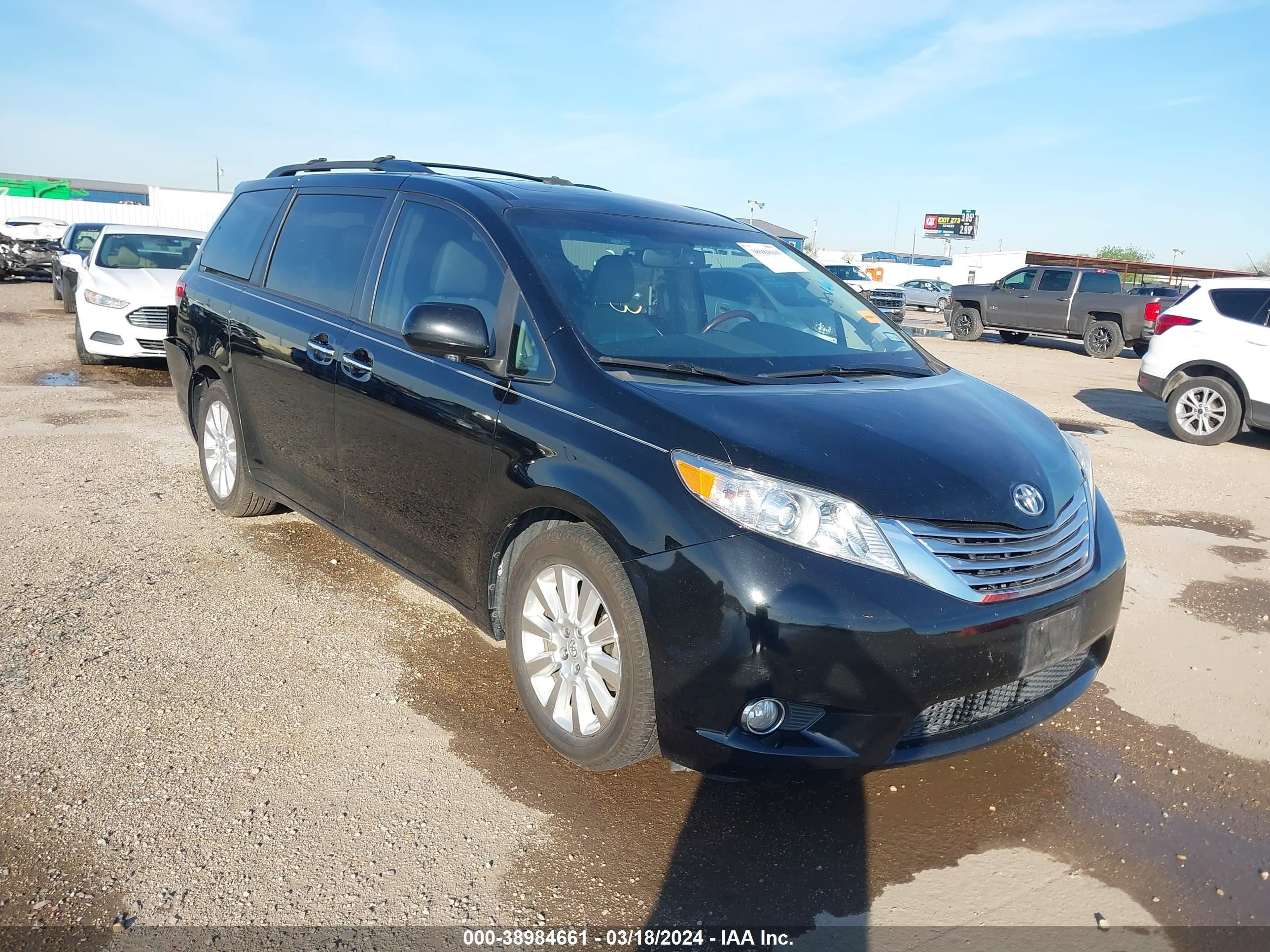 TOYOTA SIENNA 2011 5tdyk3dc6bs061646