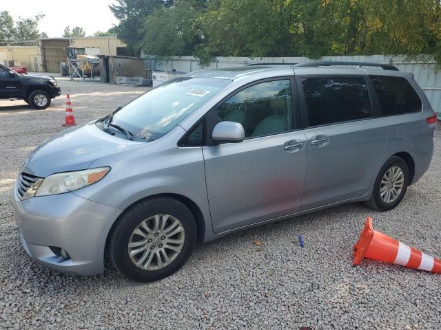 TOYOTA SIENNA XLE 2011 5tdyk3dc6bs101224