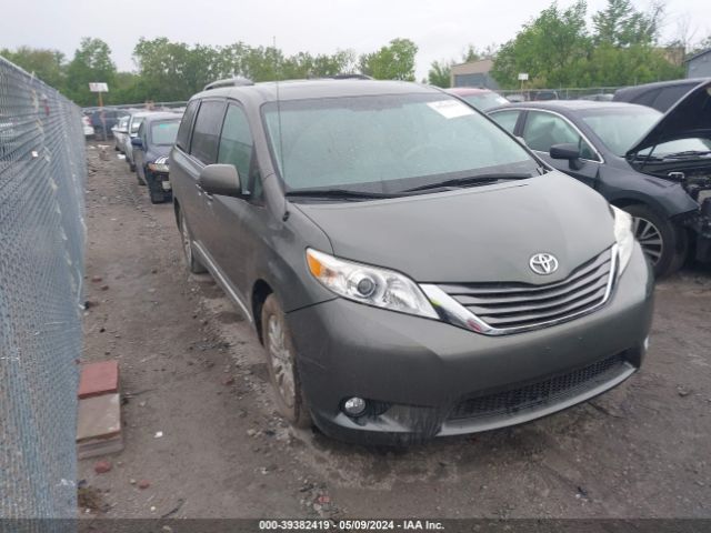 TOYOTA SIENNA 2011 5tdyk3dc6bs136295