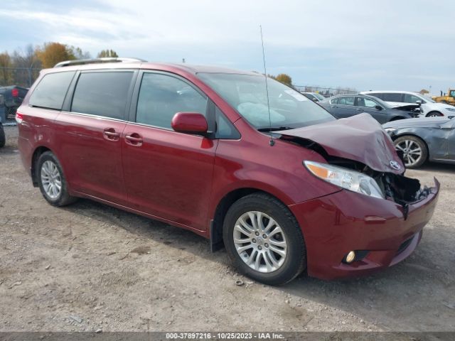 TOYOTA SIENNA 2011 5tdyk3dc6bs156028