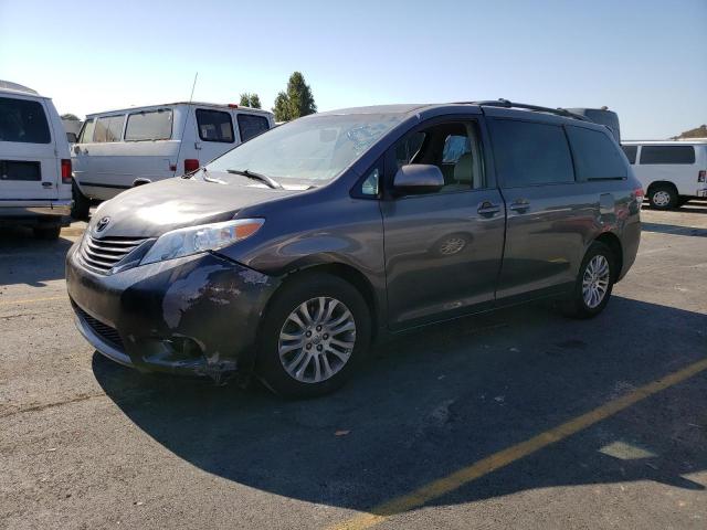 TOYOTA SIENNA XLE 2013 5tdyk3dc6ds390205