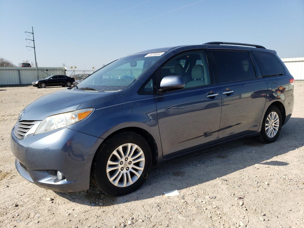 TOYOTA SIENNA 2014 5tdyk3dc6es411491