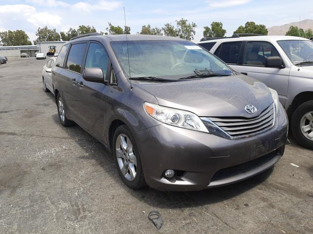 TOYOTA SIENNA XLE 2014 5tdyk3dc6es494369