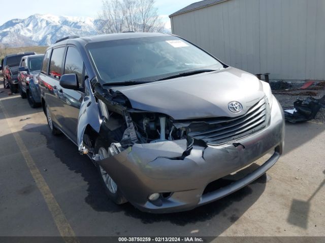 TOYOTA SIENNA 2014 5tdyk3dc6es510117