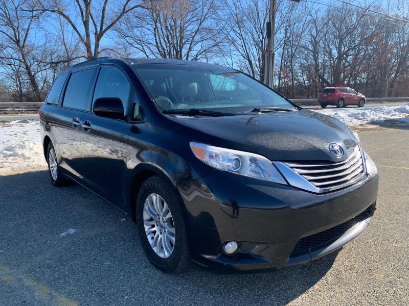 TOYOTA SIENNA XLE 2015 5tdyk3dc6fs623602