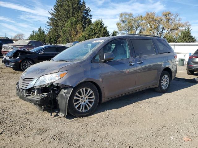 TOYOTA SIENNA XLE 2015 5tdyk3dc6fs664070