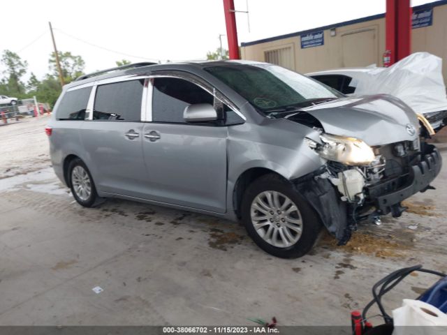 TOYOTA SIENNA 2015 5tdyk3dc6fs680480